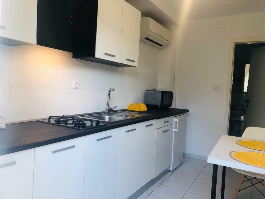 Apartman Nekic 茨雷斯 外观 照片